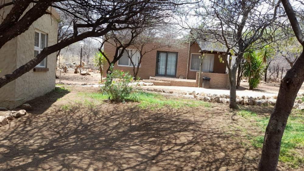 Hotel Ombo Rest Camp Okahandja Habitación foto