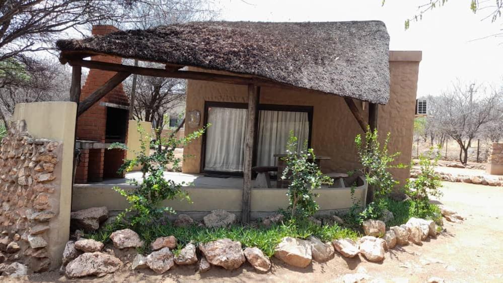 Hotel Ombo Rest Camp Okahandja Habitación foto